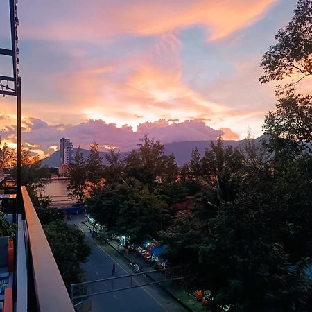 Park Inn Boutique And Hostel كامبوت المظهر الخارجي الصورة