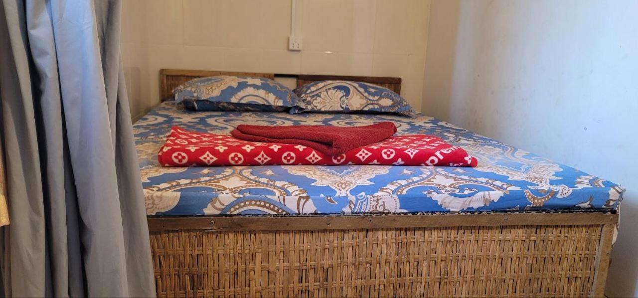 Park Inn Boutique And Hostel كامبوت المظهر الخارجي الصورة