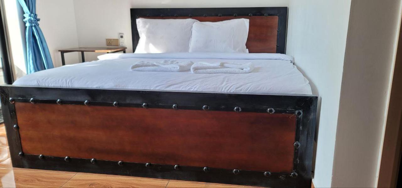 Park Inn Boutique And Hostel كامبوت المظهر الخارجي الصورة